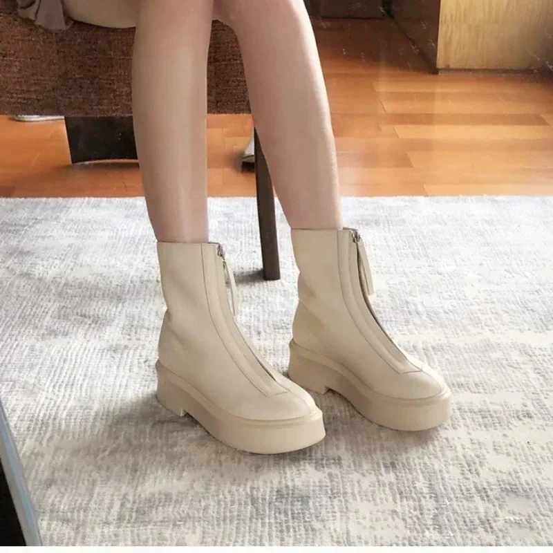 Botines de suela gruesa de cue - Riding Boot Short reseña y precio